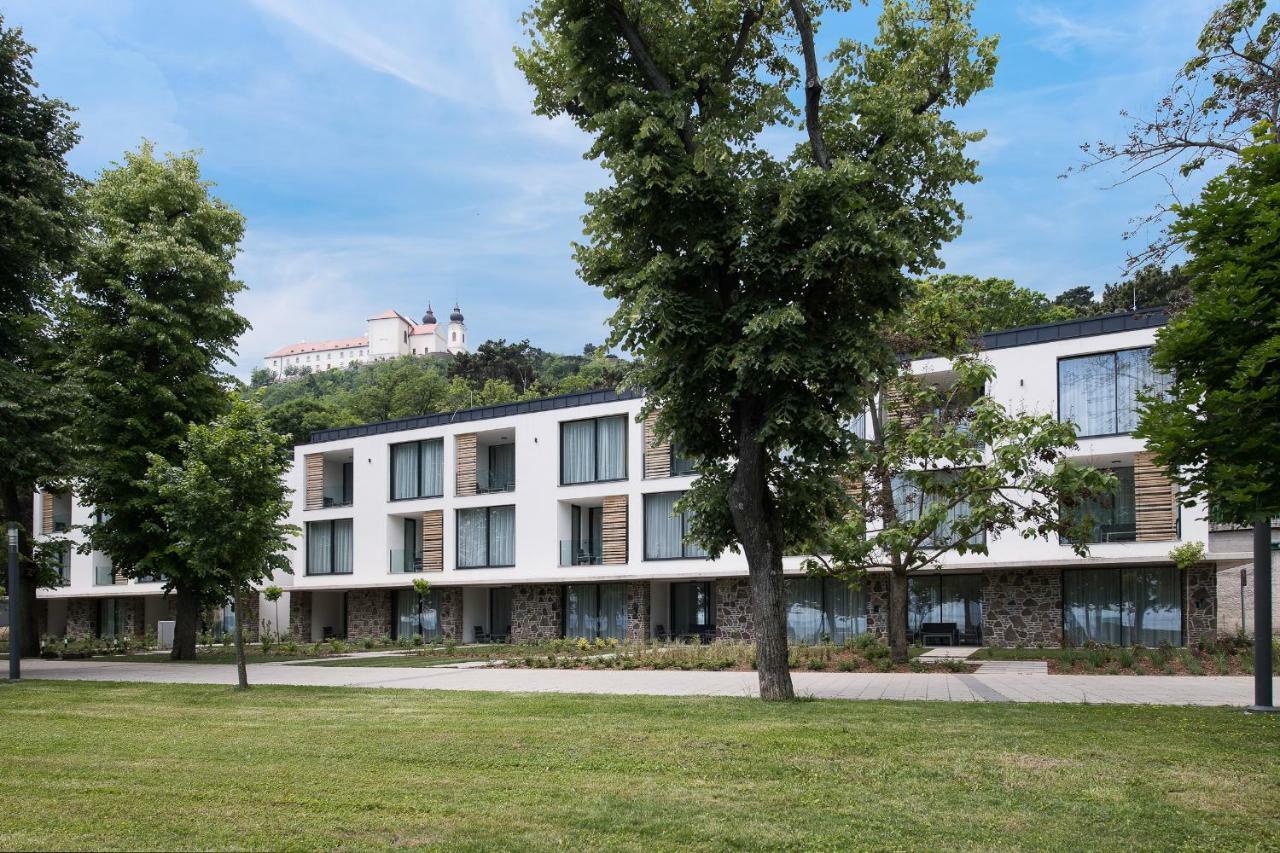 Oliver Lux Aparthotel 4*